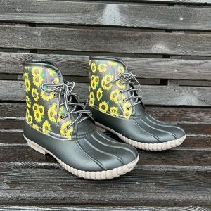 Simply Southern Duck boots